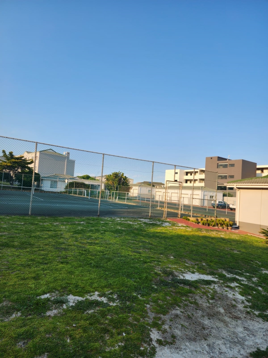 To Let 2 Bedroom Property for Rent in Big Bay Western Cape